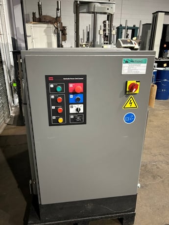 40 HP MTS #505.20, hydraulic power supply, 20 gpm, 3000 psi, water cooled heat exchanger, 2008 - Image 2