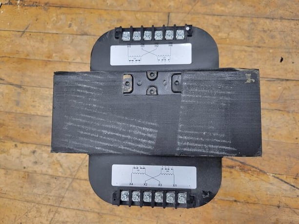 Allen-Bradley 1497B-A14-M12-0-N, Current Control Transformer, 3 KVA, 120/240 Volts, 50/60Hz, Series A - Image 2