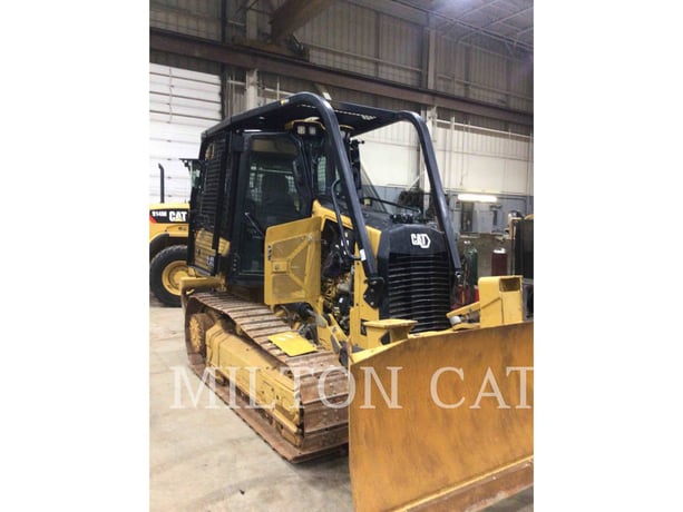 Caterpillar D1, Crawler Dozer, 1332 hours, S/N: XKF00229, 2021 - Image 2