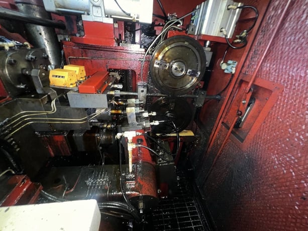 .472" x 5.23" Asahi Sunac #ST-1010, 2 die 2 blow header, 230 PPM, turntable, 2 plane straightener, 2008 - Image 7