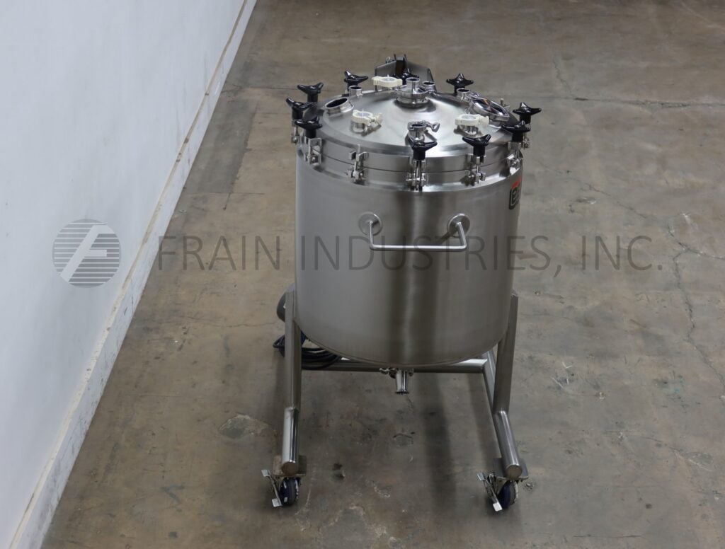 52.8 gallon Lee #200 L U, 200 liter, 316L Stainless Steel, jacketed & insulated, internal vacuum tank, 26" ID - Image 3