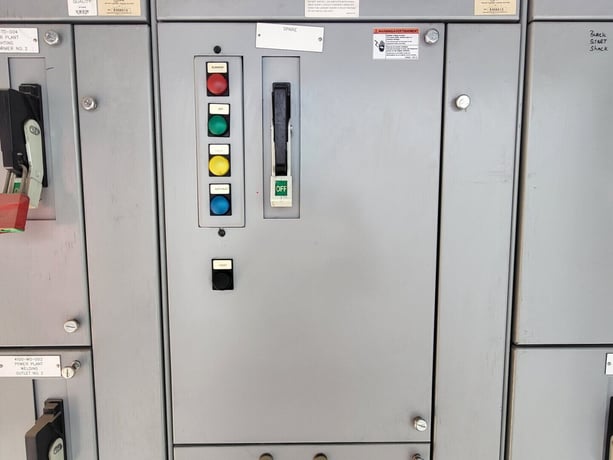 Siemens, 06FA, motor control center bucket, 50 HP, 600 Volts, 3 phase, new surplus - Image 1
