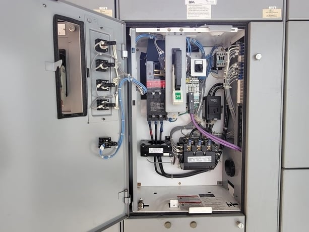 Siemens, 06FA, motor control center bucket, 50 HP, 600 Volts, 3 phase, new surplus - Image 3