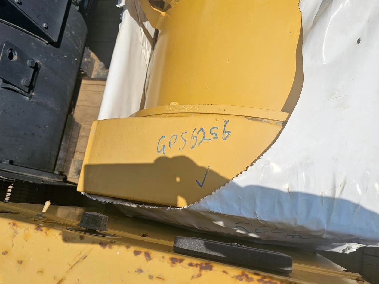260 KW, 1800 RPM, Caterpillar, generator end, 480 Volts, 3-phase, Frame HC1434D1 - Image 4
