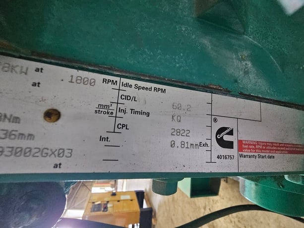 2000 KW Cummins #2000DQKC-628, diesel generator, 2500 KVA, 13800 Volts, 566 hours - Image 3