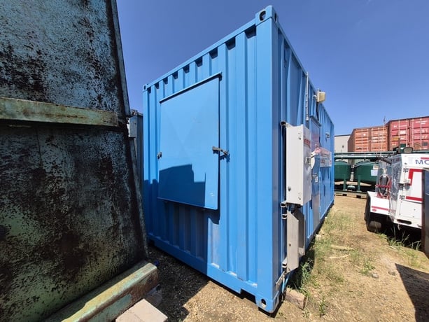 230 KW Caterpillar #3306, standby diesel geneset in container, 288 KVA, 600 Volts - Image 5