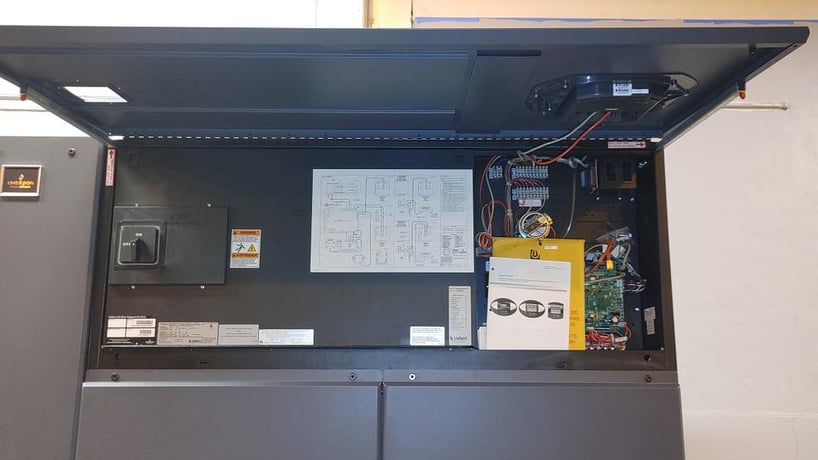 12 Ton Liebert #DS042A DA000763A, CRAC Downflow, 73" x 34" x 74" - Image 3