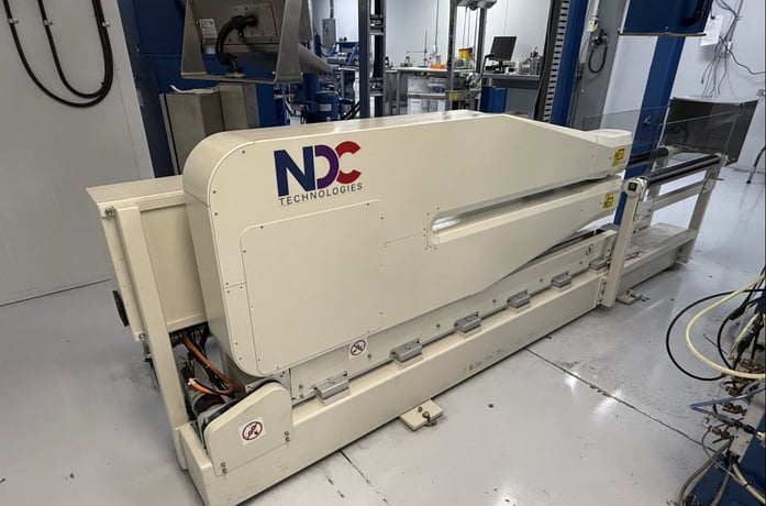NDC #8100, MicroCaliper Thickness Gauge, 800 mm max Web Width, 25 um width x 1400 um L Laser Spot Size, 2-3 - Image 1