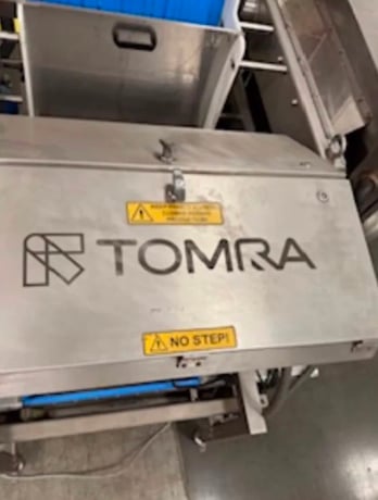Tomra, BSI Optical Sorting Machine, 81.9" Infeed height, 86.4" width Conveyor, 87" L x 138" width x 96" H - Image 5