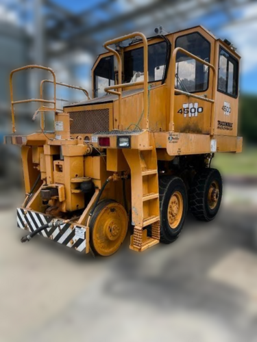 Rail Car Mover, Trackmobile #4500, 30,000/45,000 lb. capacity, Detroit Diesel, 30" rail wheels, 2,447 hours - Image 1