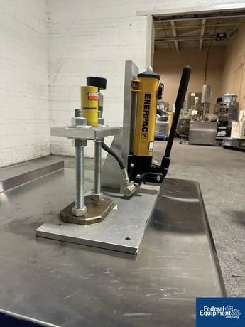 GlobePharma, Single Station Tablet Press, 10k psi - Image 5
