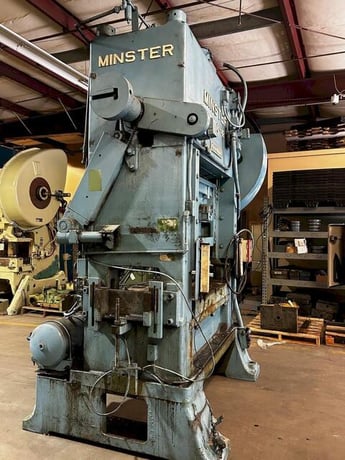 100 Ton, Minster #P2-100-48, straight side double crank, 4" stroke, 17" Shut Height, 200 SPM, 31" x48"bed - Image 6