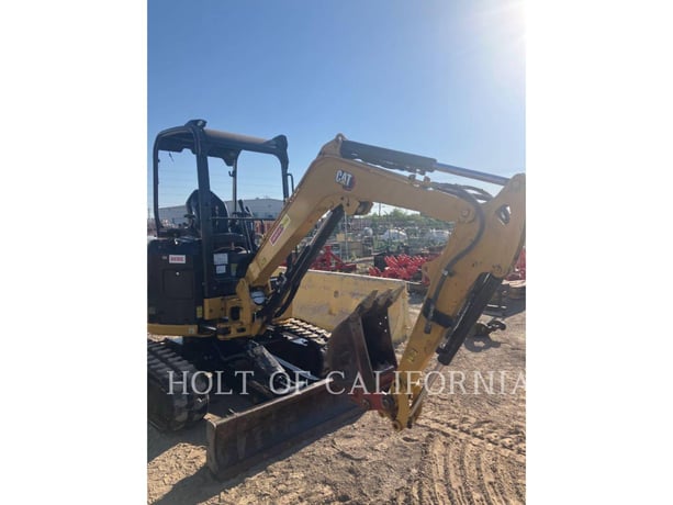 Caterpillar 302.7, Crawler Excavator, 1333 hours, S/N: CZ603494, 2023 - Image 2