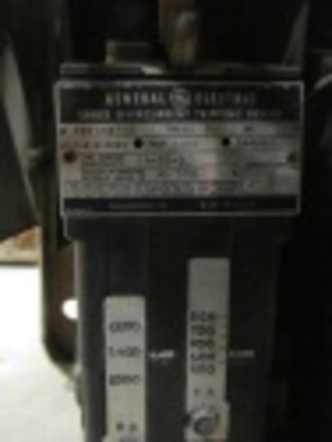 600 Amps, General Electric, AK-2A-25-1, manually operated, drawout, #AB2401 - Image 1