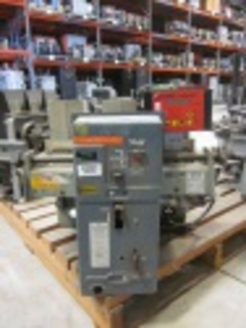 1600 Amps, Allis-Chalmers, LA-1600, manually operated, drawout, #AB0383 - Image 3