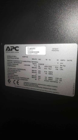 APC #ACRP102, InRow AC, R407C, (2) Blowers & Heaters, 2.4/11.5 bar, 32 Amps, 380-415 VAC - Image 4