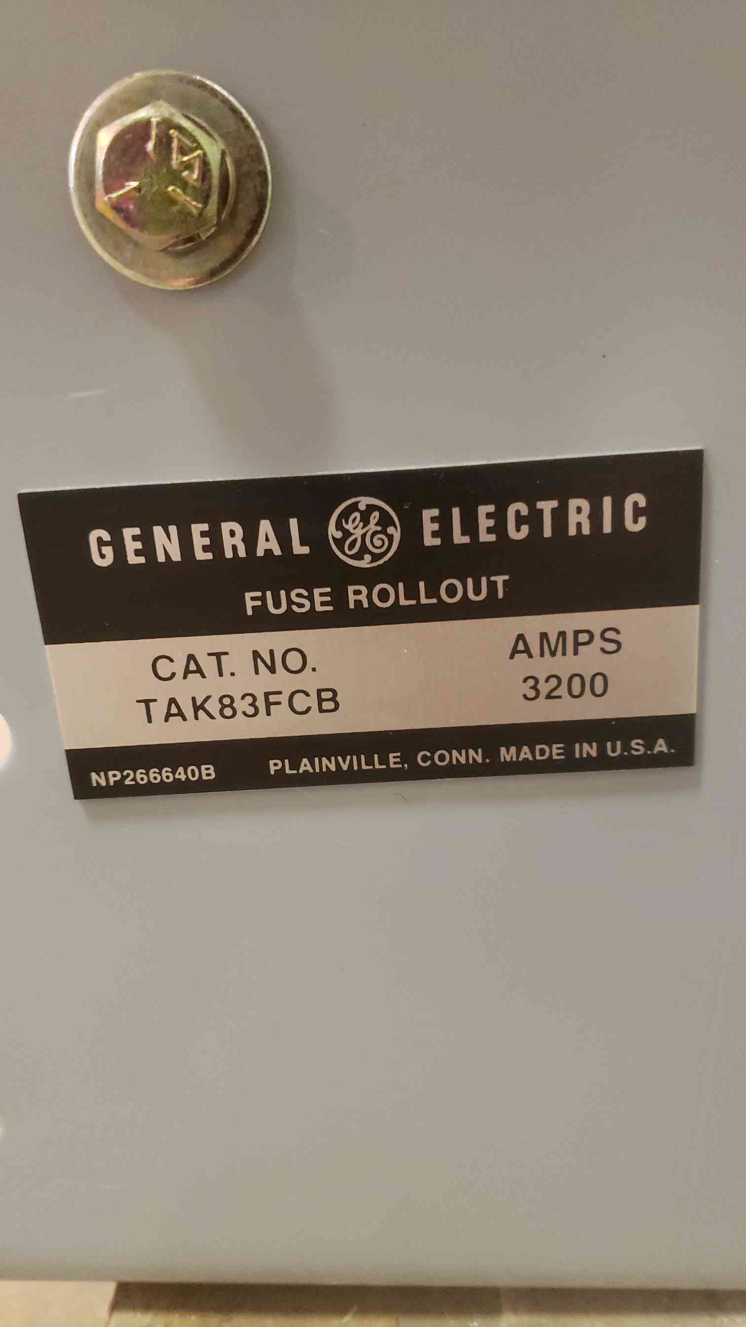 General Electric #TAK83FCB, Fuse Rollout, 3200 Amps - Image 2