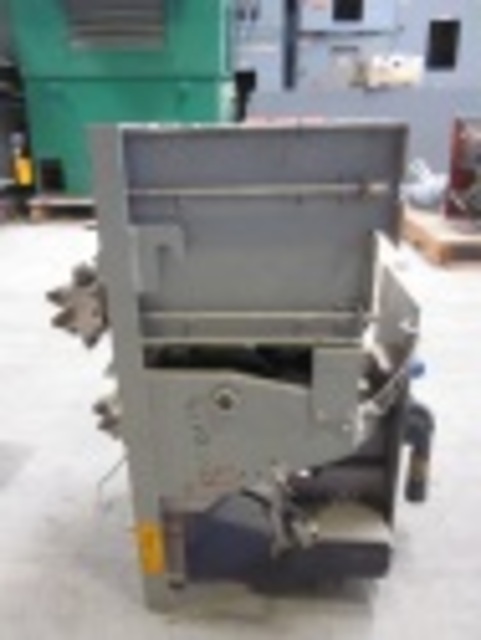 600 Amps, ITE, KNS-40, manually operated, drawout, #AB0189 - Image 4