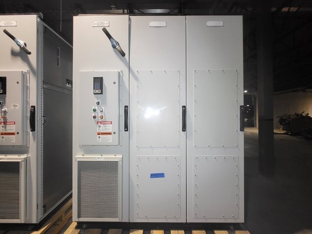 Allen Bradley, 4000 amp transformer & VFD bank, 6 x 700 HP, new surplus, 2019 - Image 5