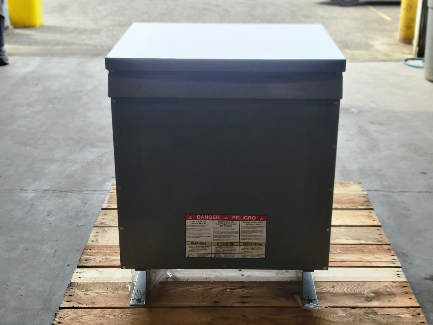 75 KVA 600 Primary, 208Y/120 Secondary, Hammond Power Solutions EG3A0075PB, dry type, Nema 3R, new surplus - Image 6