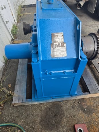 100 HP @ 1750 RPM, Falk #2100Y2-L parallel, 11.16:1 ratio (2 available) - Image 3
