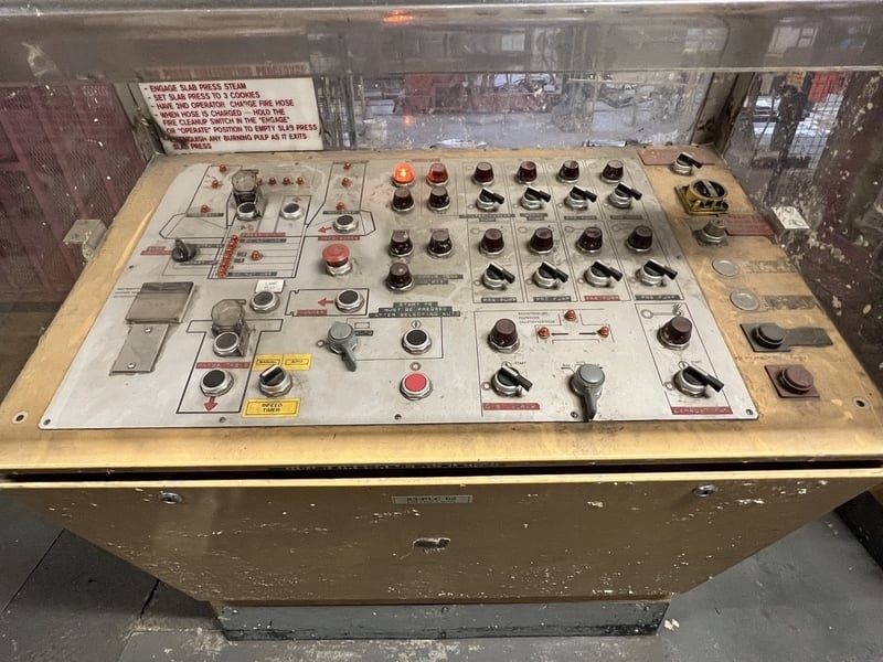 Sunds Defibrator #PFC-400, pulp baling slab press system, 1988 - Image 4