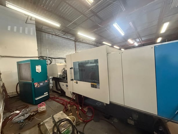 198 Ton, 12.59 oz., Krauss Maffei #KM180-750AX, horizontal plastic injection molder, 22.05" x 20.08" tie bar - Image 5