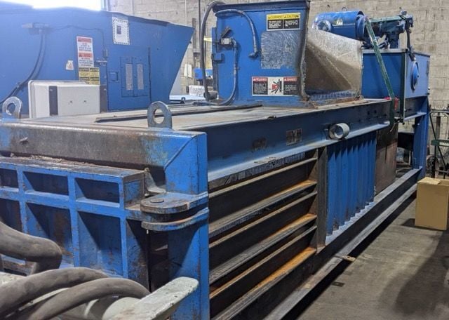 Selco #HL-12XHD-3036, horizontal baler, 72"L x 30"W x 36"H bale, 30 HP - Image 3