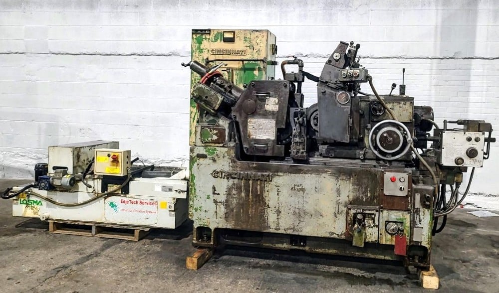 Cincinnati No. 220-8, centerless grinder, 16" wheel, Losma paper filteration bed - Image 1