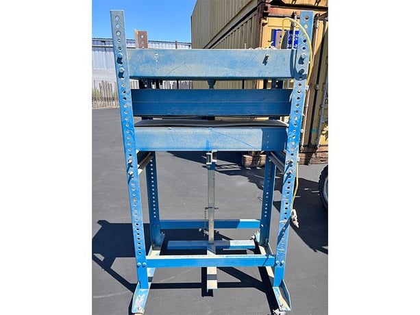 JLT Clamps #78H-12-42-40, Mini Pod Press, 12" width x 42" L capacity, 40" max. Opening, 13" Daylight, 30 Ton - Image 2