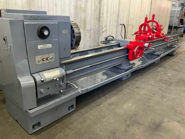 26" x 216" Cincinnati #216RL, engine lathe, 18" swing over cross slide, 4-jaw 18" chuck, 15 HP, taper - Image 2