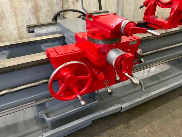 26" x 216" Cincinnati #216RL, engine lathe, 18" swing over cross slide, 4-jaw 18" chuck, 15 HP, taper - Image 9