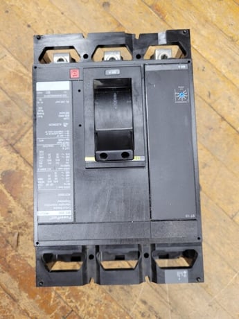 800 Amps, Square D, MGP36800, PowerPact Circuit Breaker, 3P, 600 Volts, Type MG 800 - Image 2