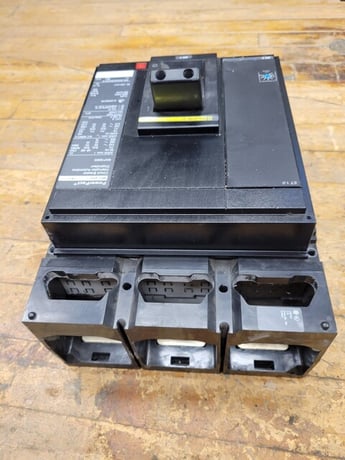 800 Amps, Square D, MGP36800, PowerPact Circuit Breaker, 3P, 600 Volts, Type MG 800 - Image 3