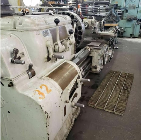 Axelson #28-192, Engine Lathe, 28.5"/18.5" Swing, 192" Centers, 24" Chuck, 26" width x 16.7" D Bed, 1800 RPM - Image 3
