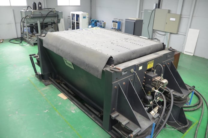 Team Vibration Bi-Axial IEEE test system, dual axis simultaneous motion, integrated seismic base - Image 1