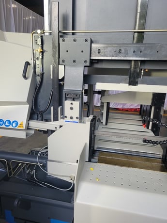 18" x 18" Indotech #CNC-18-DC-Smart-saw, dual column CNC bandsaw, 1.5" x0.05" blade, Omron cnc, coolant, chip - Image 5