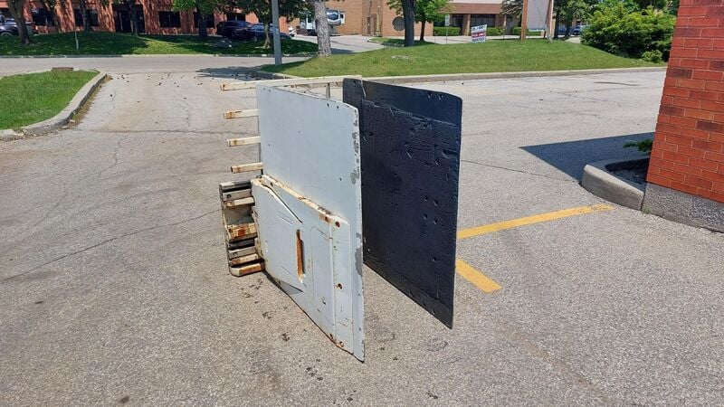 Cascade #35D-CC-46Q, Carlton clamp, 3500 lb., serial #1C-SP08251 - Image 2