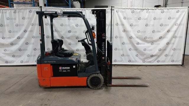 3450 lb. Toyota #8FBE200, battery powered forklift, 48 V., 3 wheel, side shift, serial #15239, 2018 - Image 1
