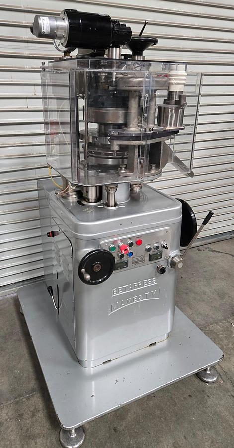 Natoli Manesty #Betapress, high speed multi station rotary tablet press, 2007 - Image 6