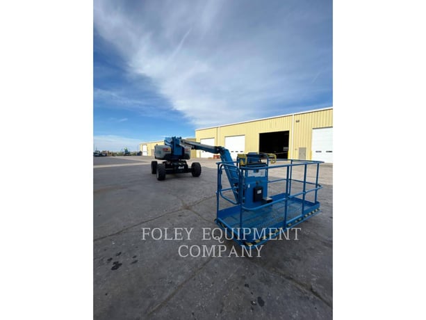 Genie Industries Z60/37FE, Articulated Boom Lift, 714 hours, S/N: Z60H-701, 2017 - Image 2