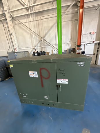 300 KVA 13200/ 7620 Primary, 208Y/120 Secondary, 3 phase, Padmount Transformer - Image 2