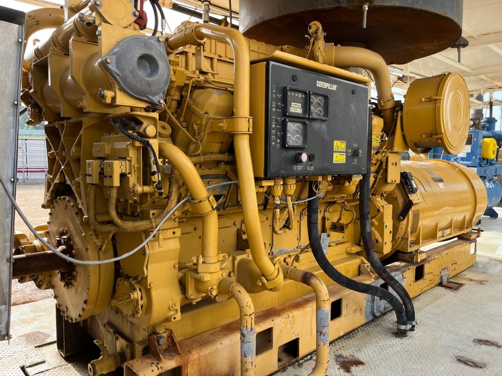 1365 KW Caterpillar #3512C, Land Electric Generator Set, 26281 Hrs., 600 Volts, Oilfield Package, 2014 - Image 6