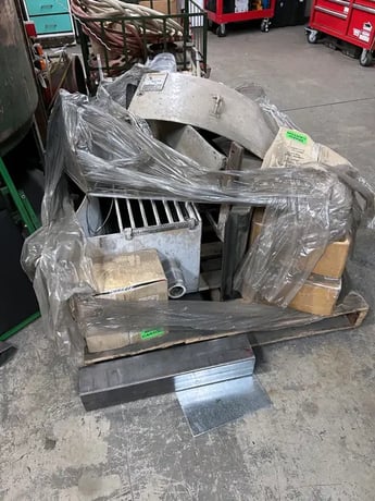 Roto-Finish #ER-1011, vibratory finisher, 8 segments, 2006 - Image 7