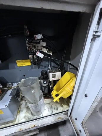 Vision Wide #NF-3226, 40 automatic tool changer, 126" X, 102.4" Y, 40.1" Z, 6000 RPM, #50, 30 HP, Fanuc - Image 2