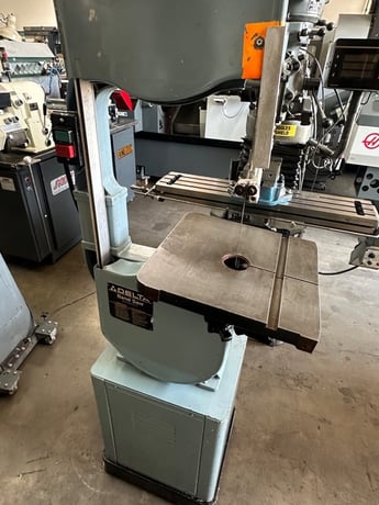 14" Delta #52-963, Vertical Band Saw, 14" x 14" table, tilting, 1 HP, 115/230 V. - Image 2