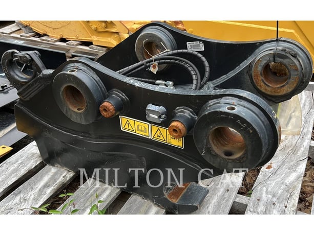Caterpillar 320-325 S70 HYDRAULIC COUPLER, Quick Coupler, S/N: K7R01272, 2022 - Image 2