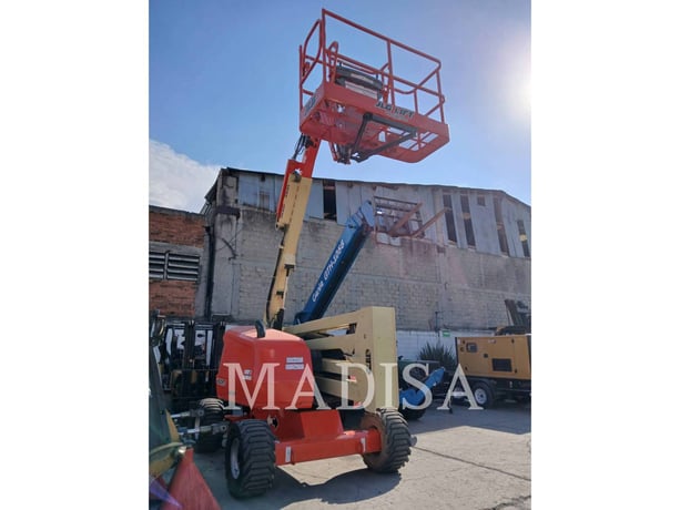 Jlg Industries, Inc. 450AJ 4WD, Articulated Boom Lift, 2773 hours, S/N: 300253267, 2019 - Image 2
