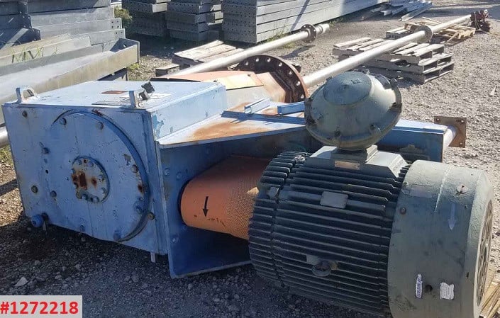 75 HP Chemineer #8HTN75, 304SS, 68 RPM, top entry, mechanical seal, 4.5" x30' shaft, blade set, #1272218 - Image 1