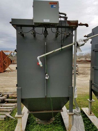 500 cfm FlexKleen, 100 sq.ft., 4' x 4', Carbon Steel housing, 25 bags, reverse pulse, (2 available) #1272193 - Image 2